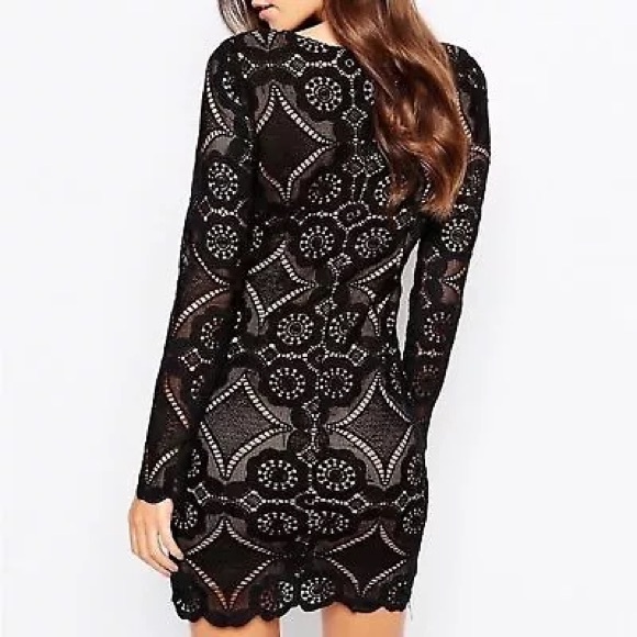 ASOS LOVE TRIANGLE Lace V-Neck Long Sleeved Bodycon Mini EUC - Picture 3 of 11